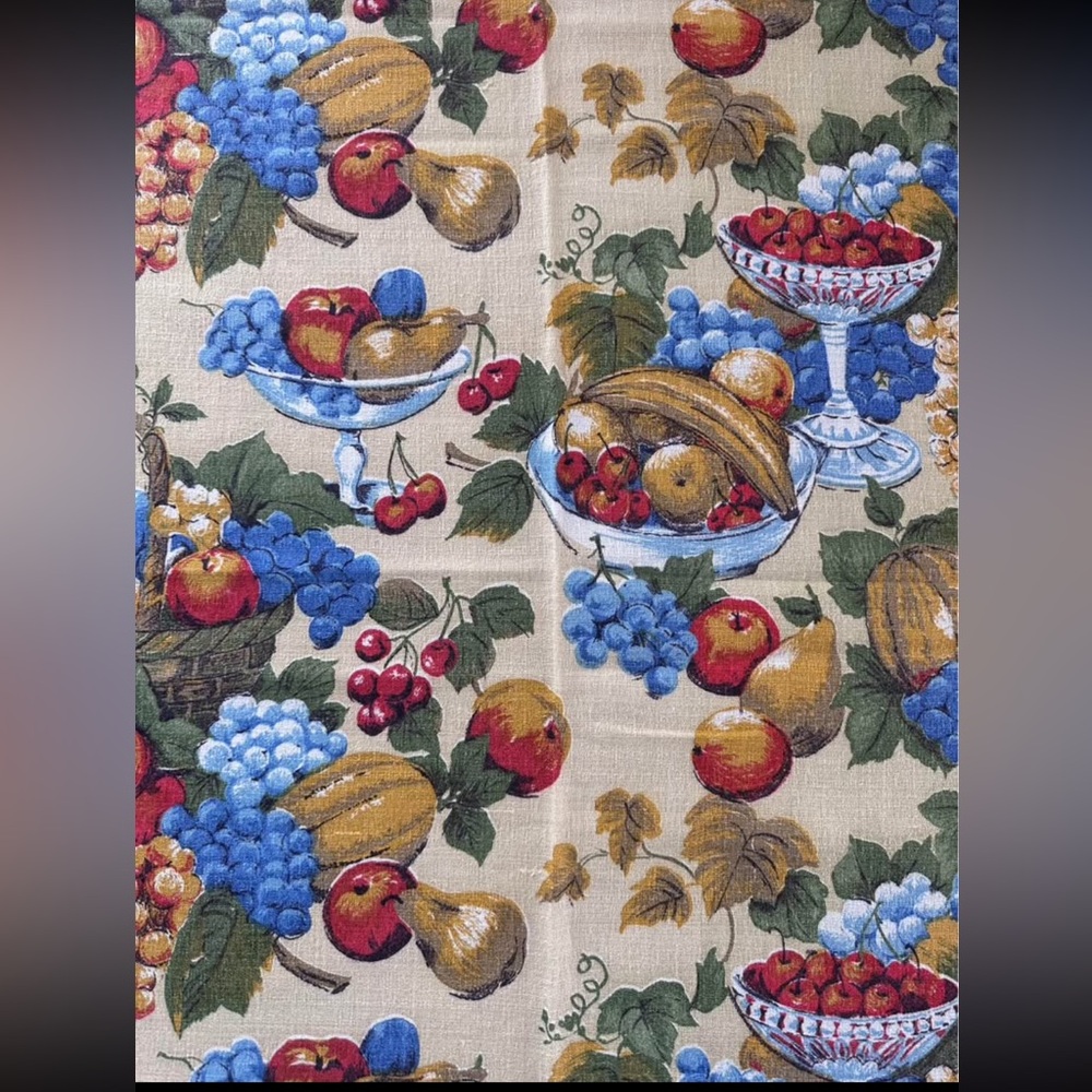 Fruity Pattern Vintage Tablecloth - Handmade - Picture 3 of 10